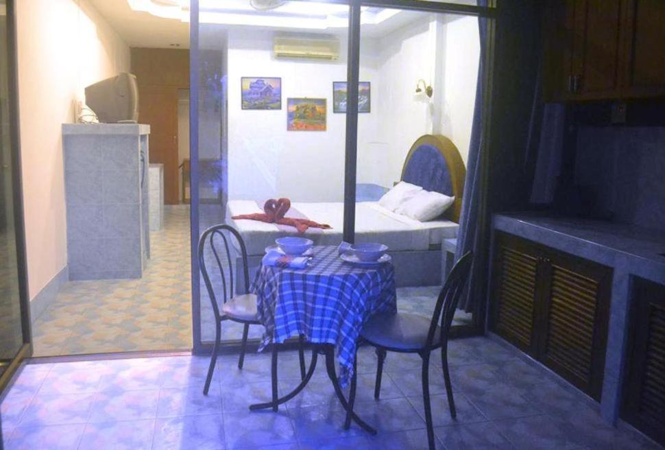 Oyo 851 On Hill Residence Patong 外观 照片