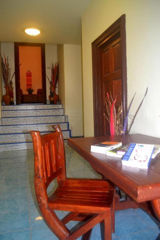Oyo 851 On Hill Residence Patong 外观 照片