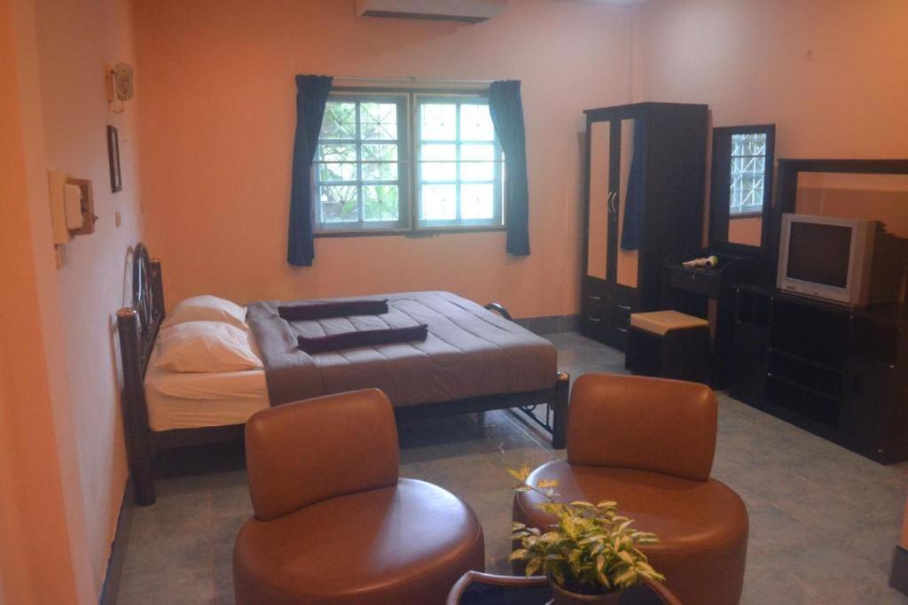 Oyo 851 On Hill Residence Patong 外观 照片