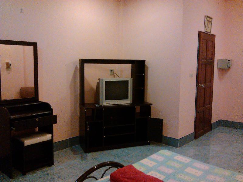 Oyo 851 On Hill Residence Patong 外观 照片
