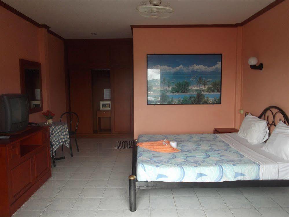 Oyo 851 On Hill Residence Patong 外观 照片